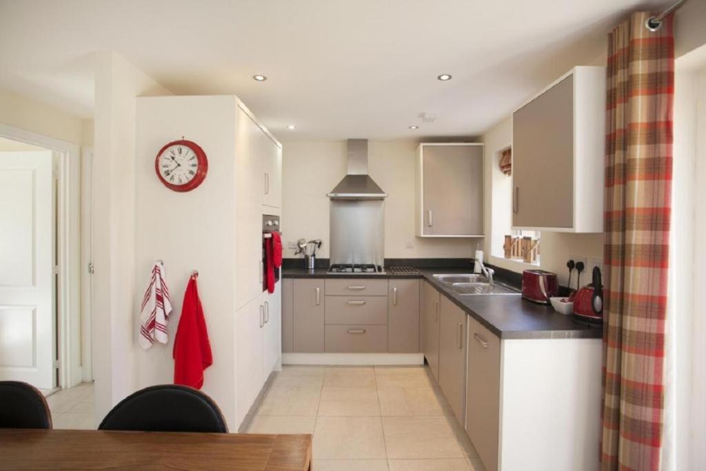 Apartment Dbs Serviced - The Stretton *