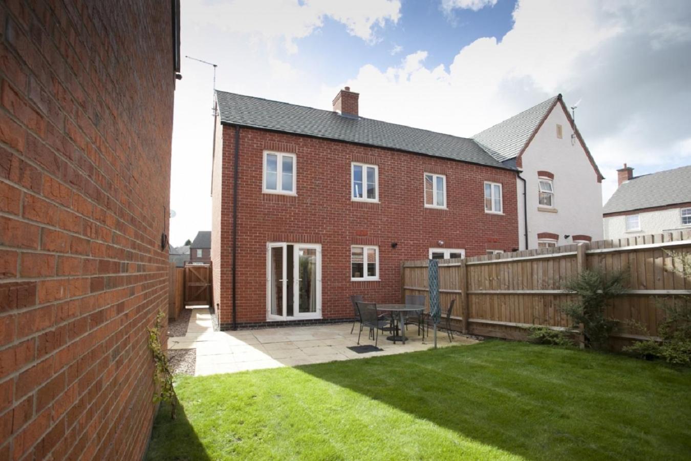 Dbs Serviced - The Stretton *