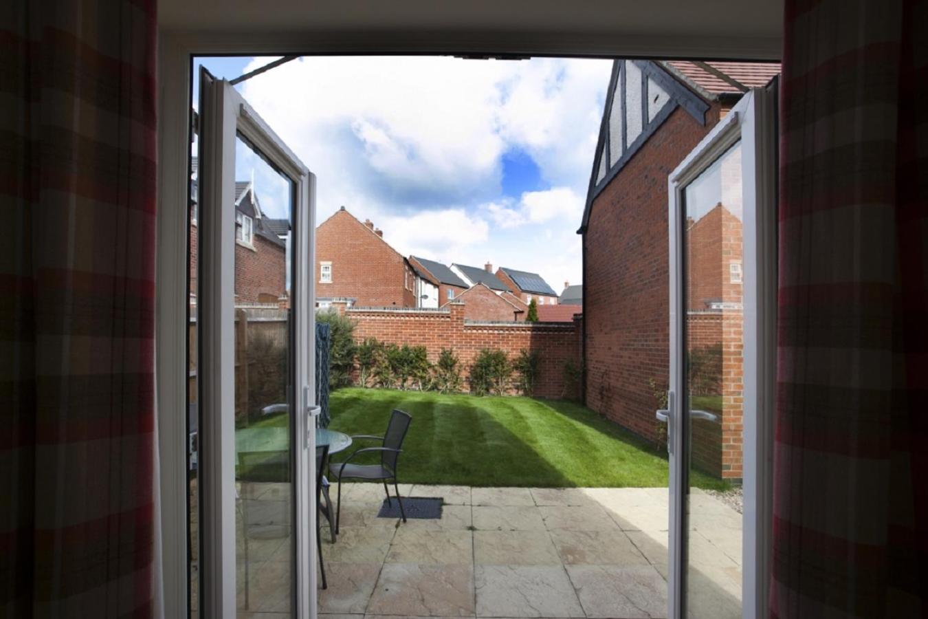 Dbs Serviced - The Stretton Castle Donington